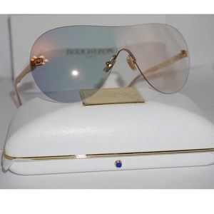 NWTs Boucheron Womens sunglass